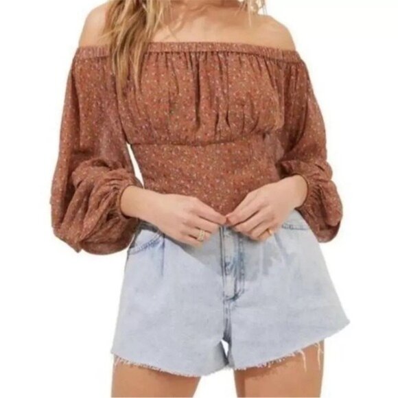 ASTR the label off the shoulder boho floral chiffon sleeve crop top size XS - Picture 1 of 11